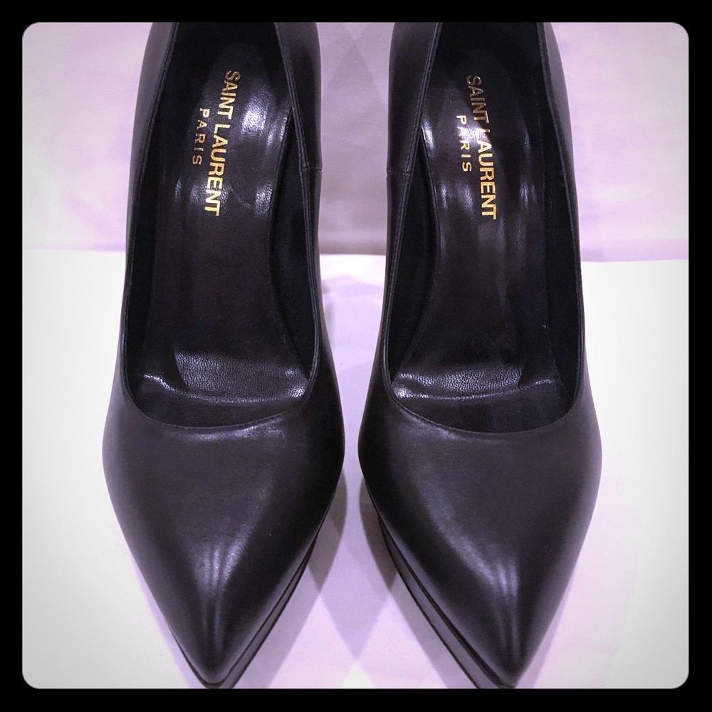 Saint Laurent black leather pointy toe platforms
